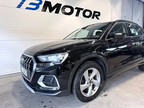 Audi Q3 2022 photo 5