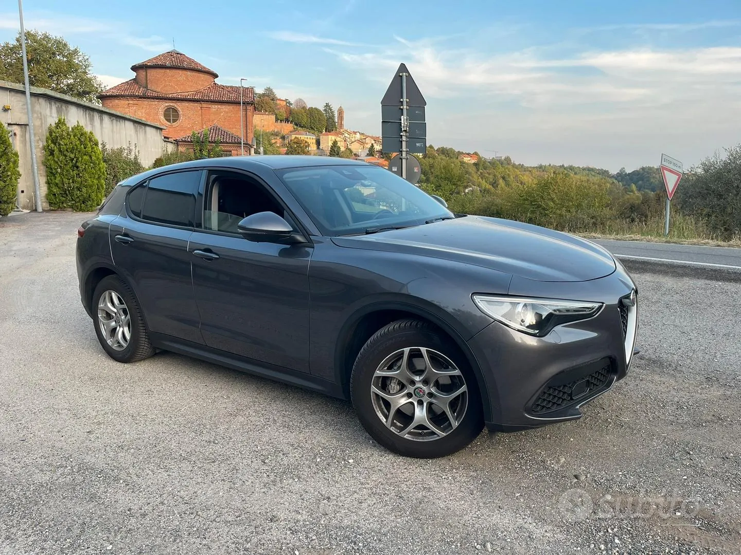 Alfa Romeo Stelvio 2021 photo 2