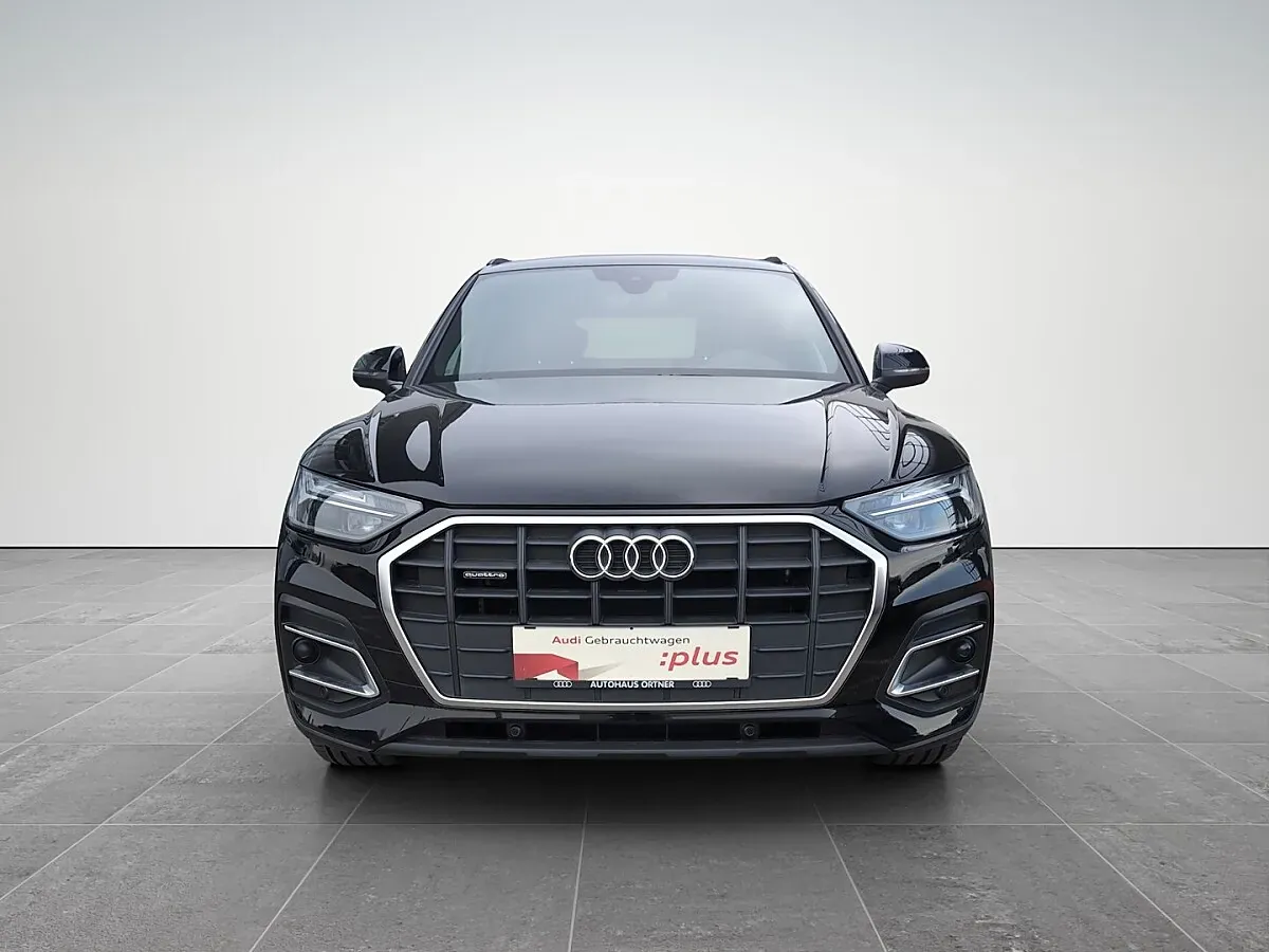 Audi Q5 2023 photo 2