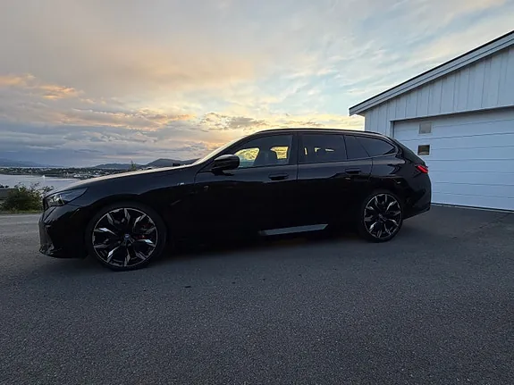 BMW I5 2025 photo 5