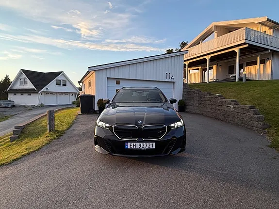 BMW I5 2025 photo 3