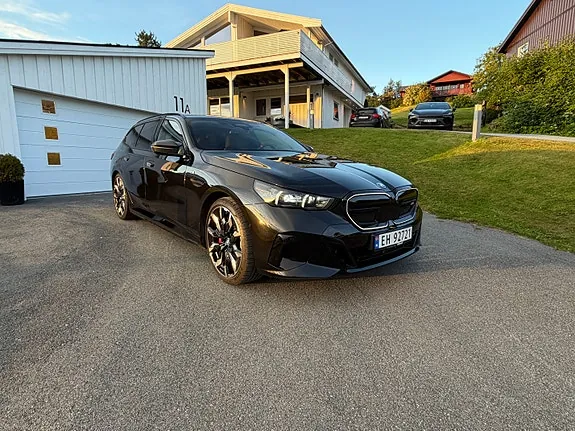 BMW I5