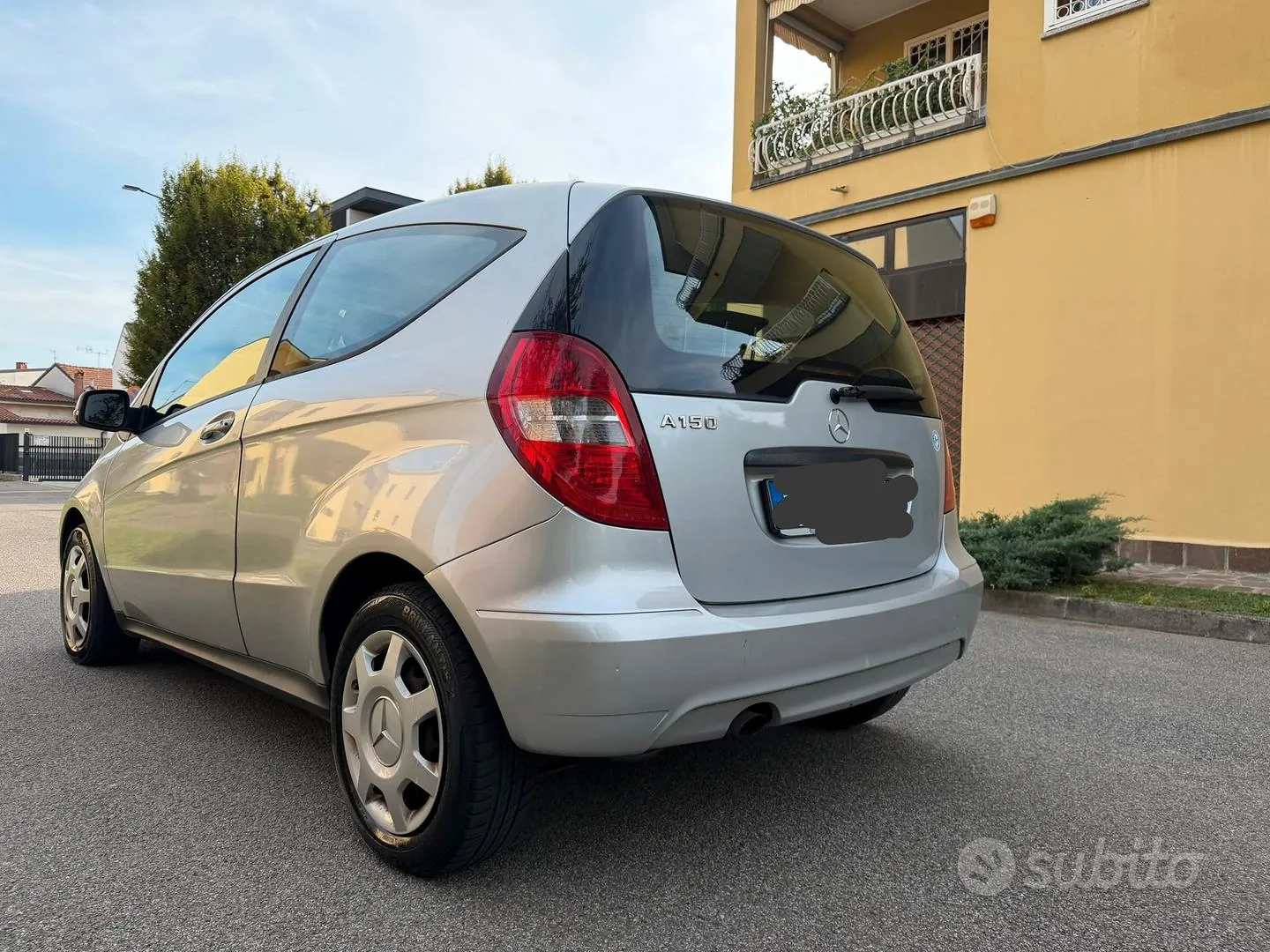 Mercedes-Benz A-Class 2010 photo 4