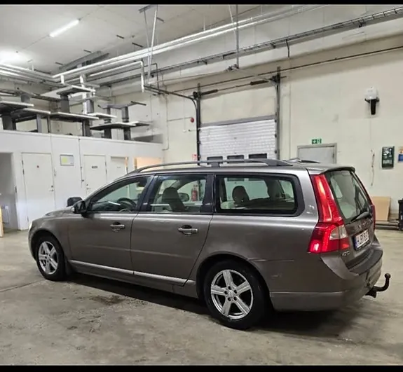 Volvo V70 2008 photo 4
