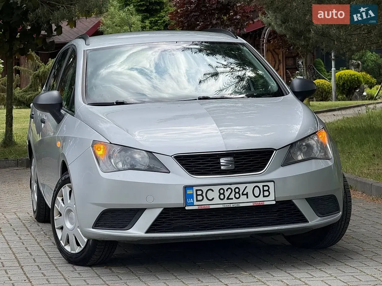 Seat Ibiza 2015 photo 2