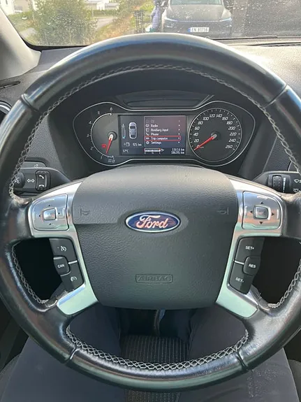 Ford Mondeo 2012 photo 4