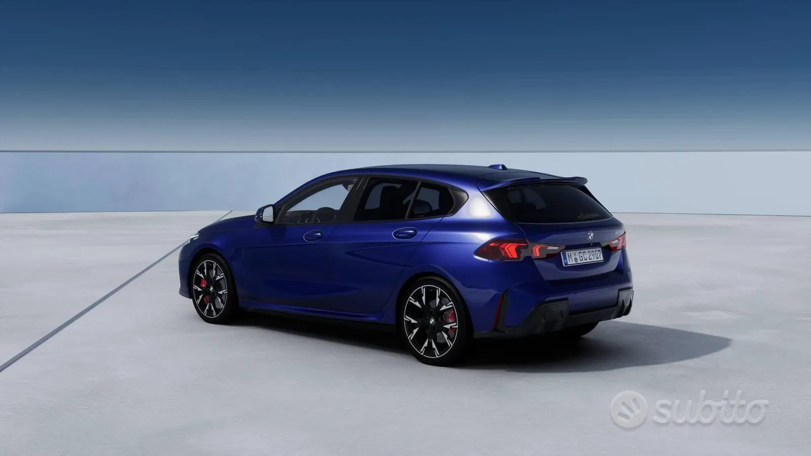 BMW 1 Series 2023 photo 2