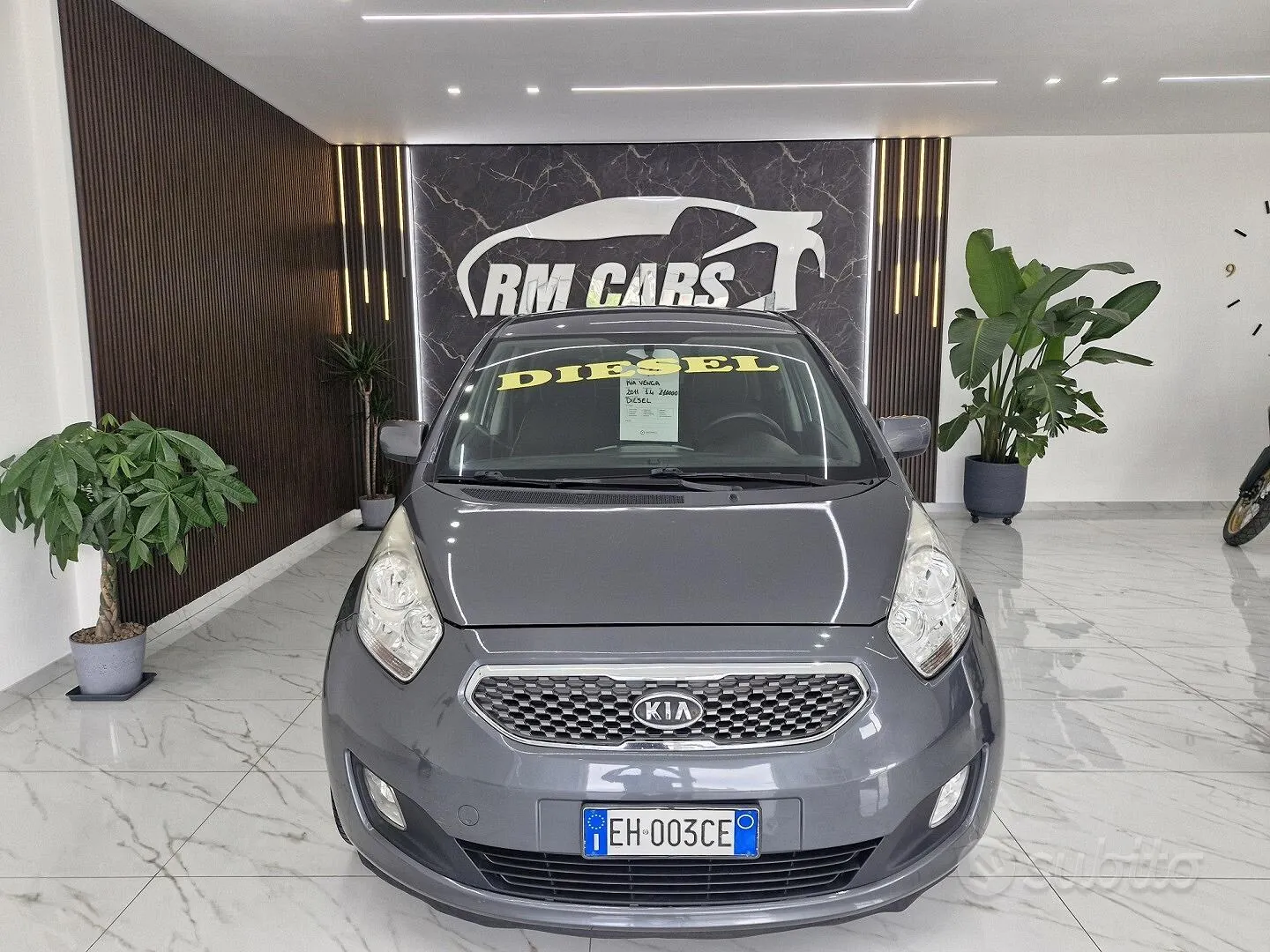 Kia Venga 2011 photo 2