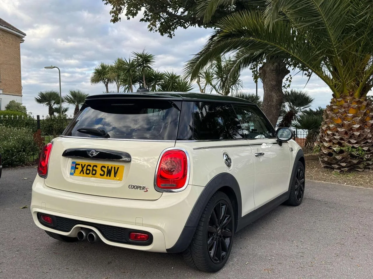 Mini Cooper S 2016 photo 3
