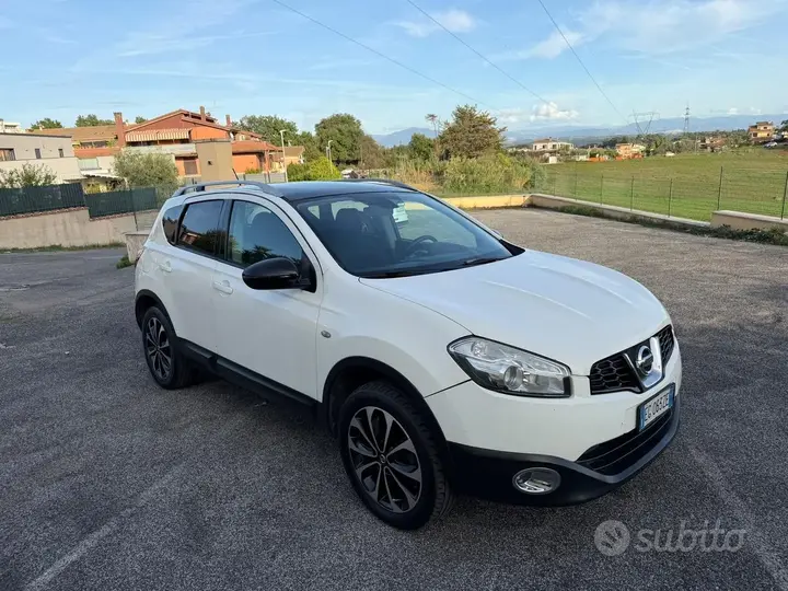 Nissan Qashqai 2013 photo 2