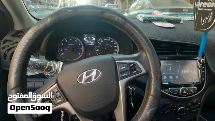 Hyundai Accent 2026 photo 2