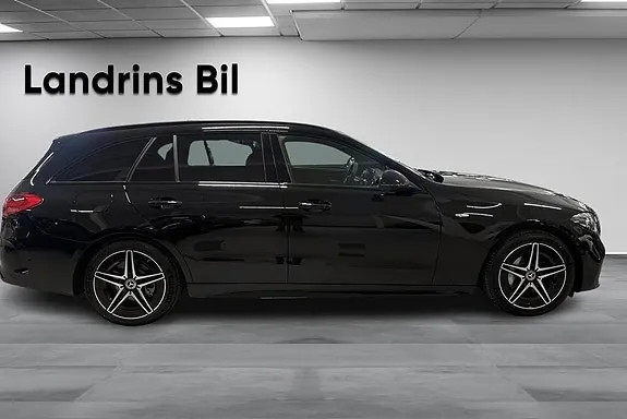 Mercedes-Benz C300 2025 photo 4