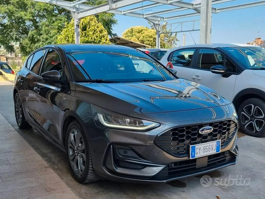 Ford Focus 2025 photo 2