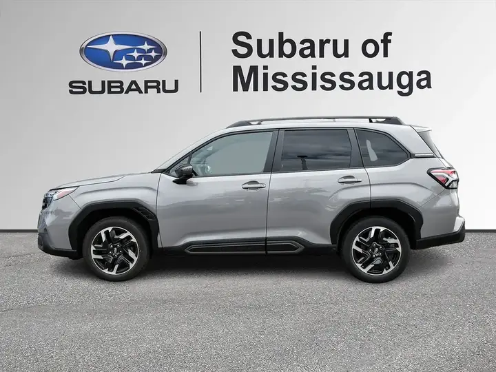Subaru Forester 2025 photo 3