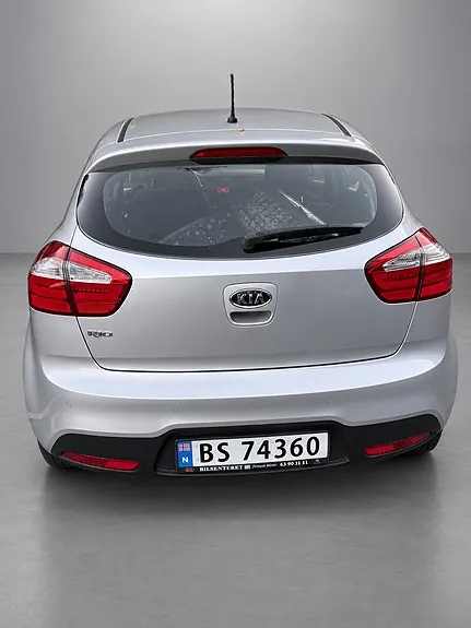 Kia Rio 2013 photo 4