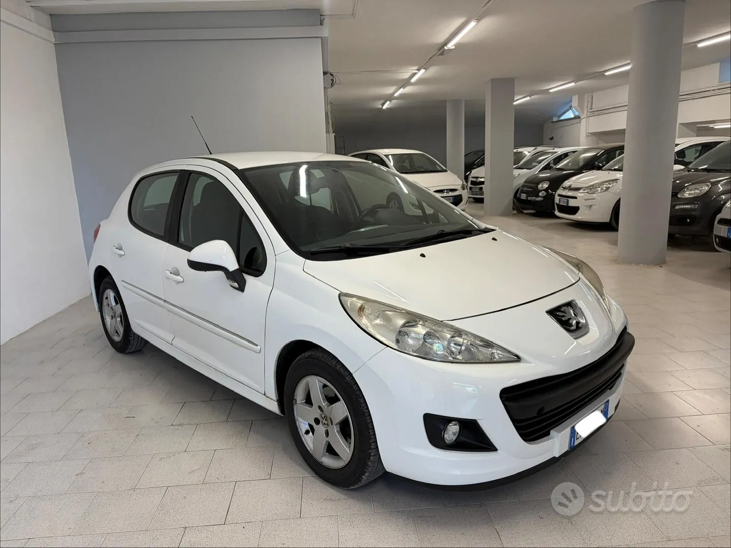 Peugeot 207 2010 photo 3