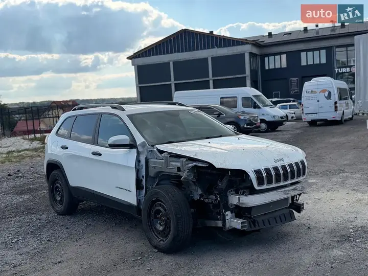Jeep Cherokee 2018 photo 3