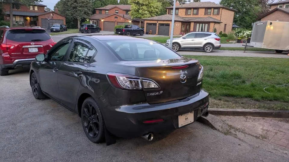 Mazda 3 2011 photo 4