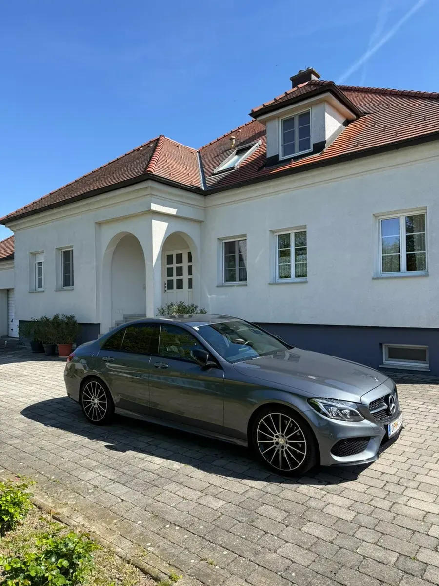 Mercedes-Benz C-Class 2017 photo 3