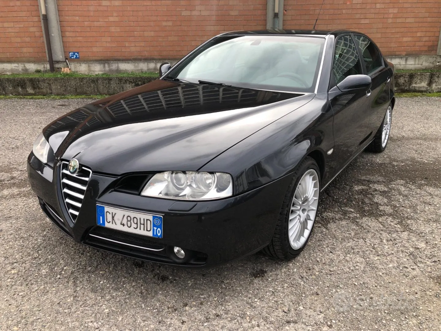 Alfa Romeo 166