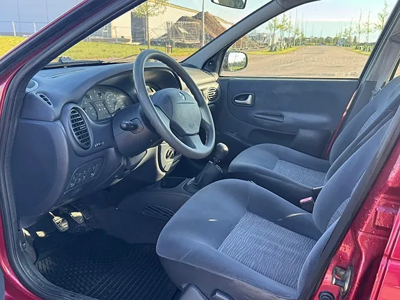 Renault Megane I 2002 photo 3