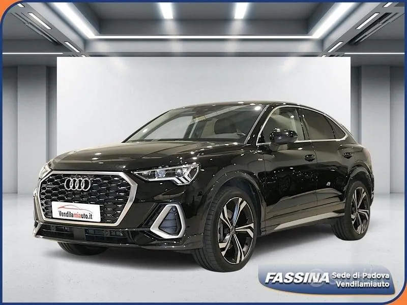 Audi Q3 2022 photo 3