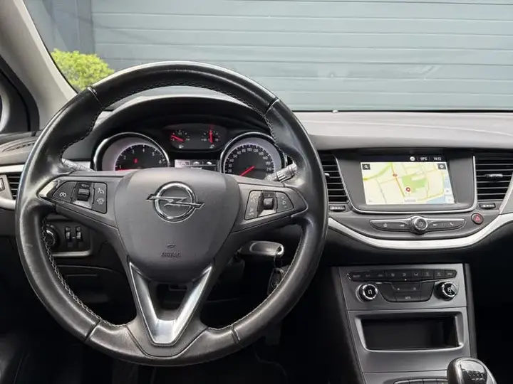 Opel Astra 2019 photo 3
