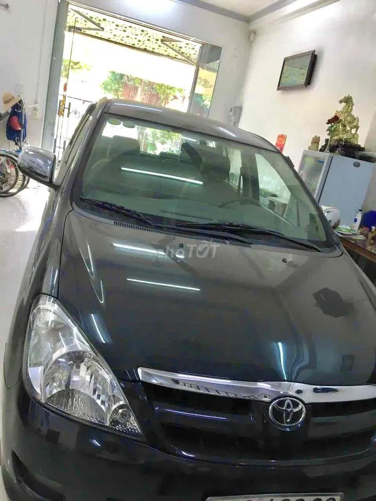 Toyota Innova 2006 photo 2