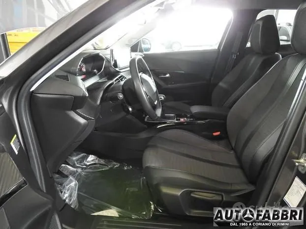 Peugeot 2008 2021 photo 5
