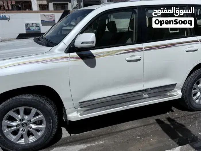 Toyota Land Cruiser 2019 photo 3