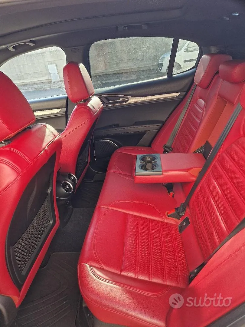Alfa Romeo Stelvio 2022 photo 5