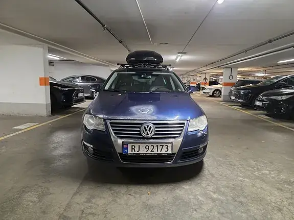 Volkswagen Passat 2009 photo 4