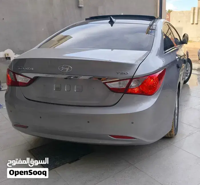 Hyundai Sonata 2012 photo 2