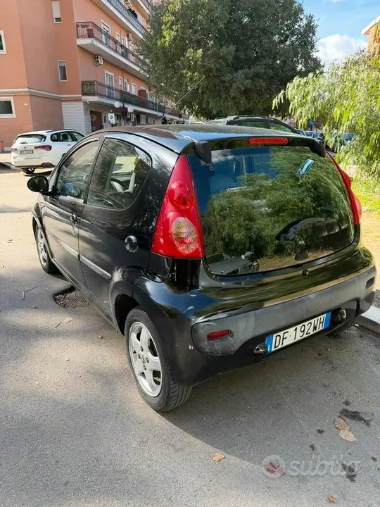 Peugeot 107 2007 photo 4