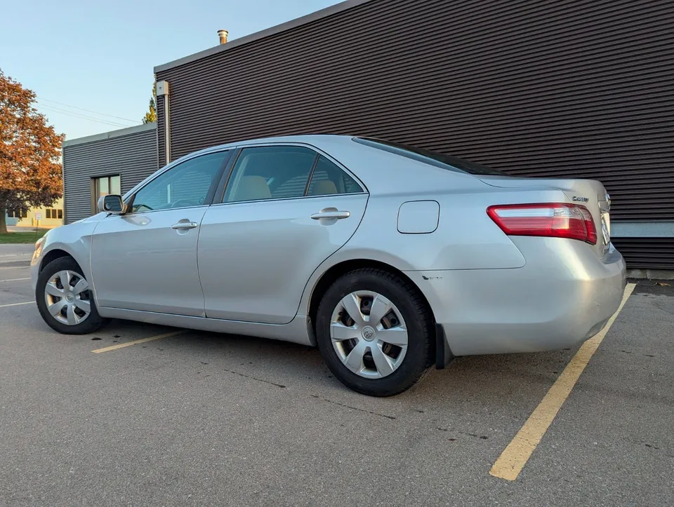 Toyota Camry 2009 photo 2