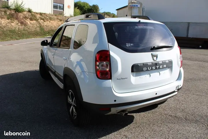 Dacia Duster 2017 photo 4