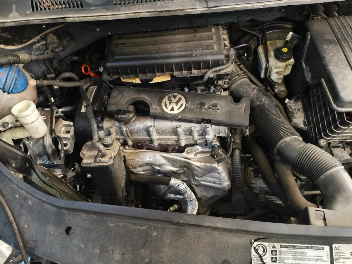 Volkswagen Golf 2011 photo 2