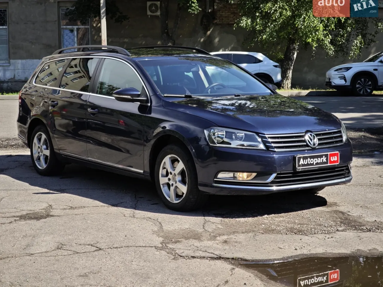Volkswagen Passat 2011 photo 3