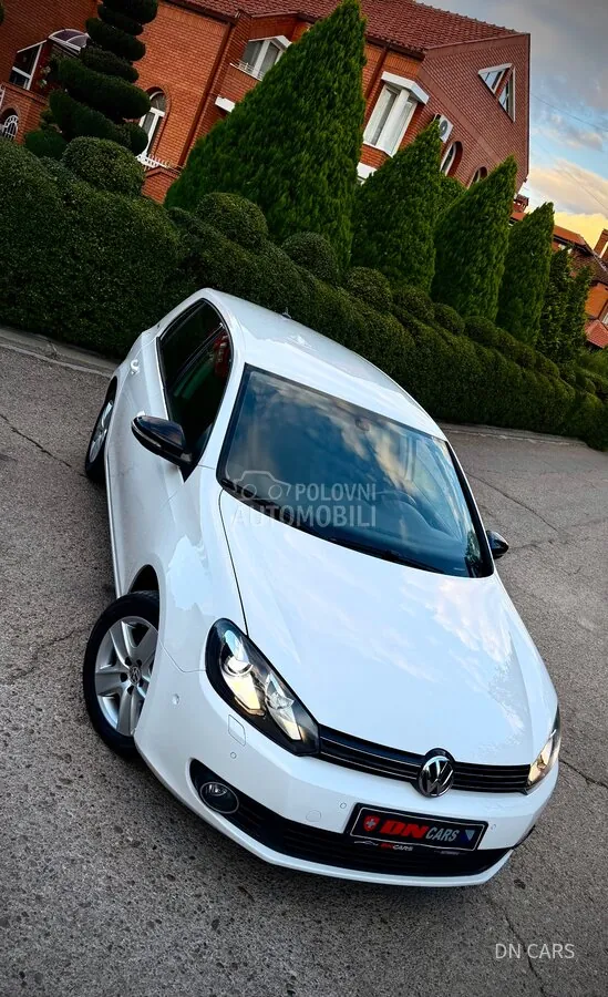 Volkswagen Golf 2010 photo 2