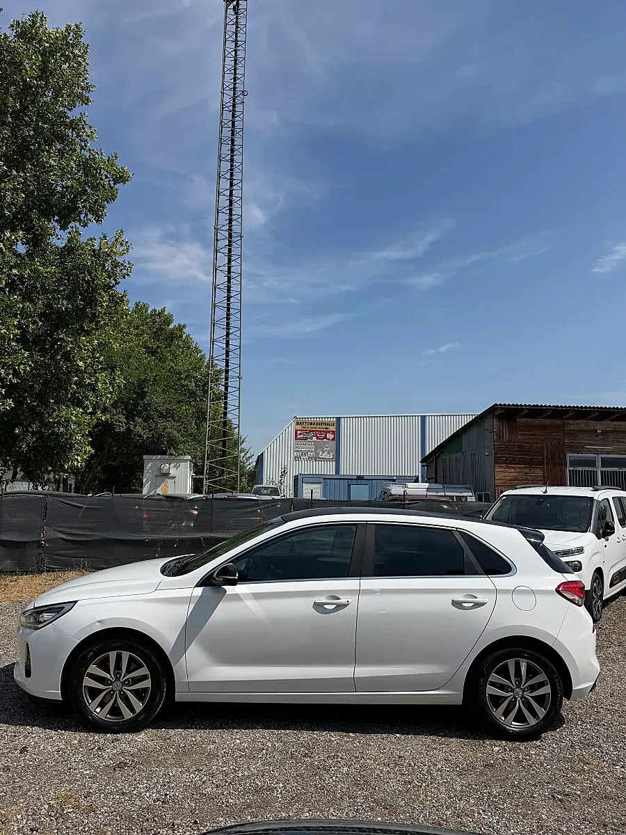 Hyundai I30 2017 photo 3