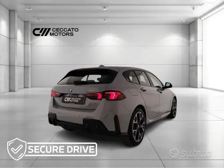 BMW 1 Series 2025 photo 4