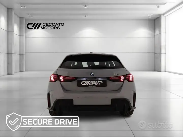 BMW 1 Series 2025 photo 5