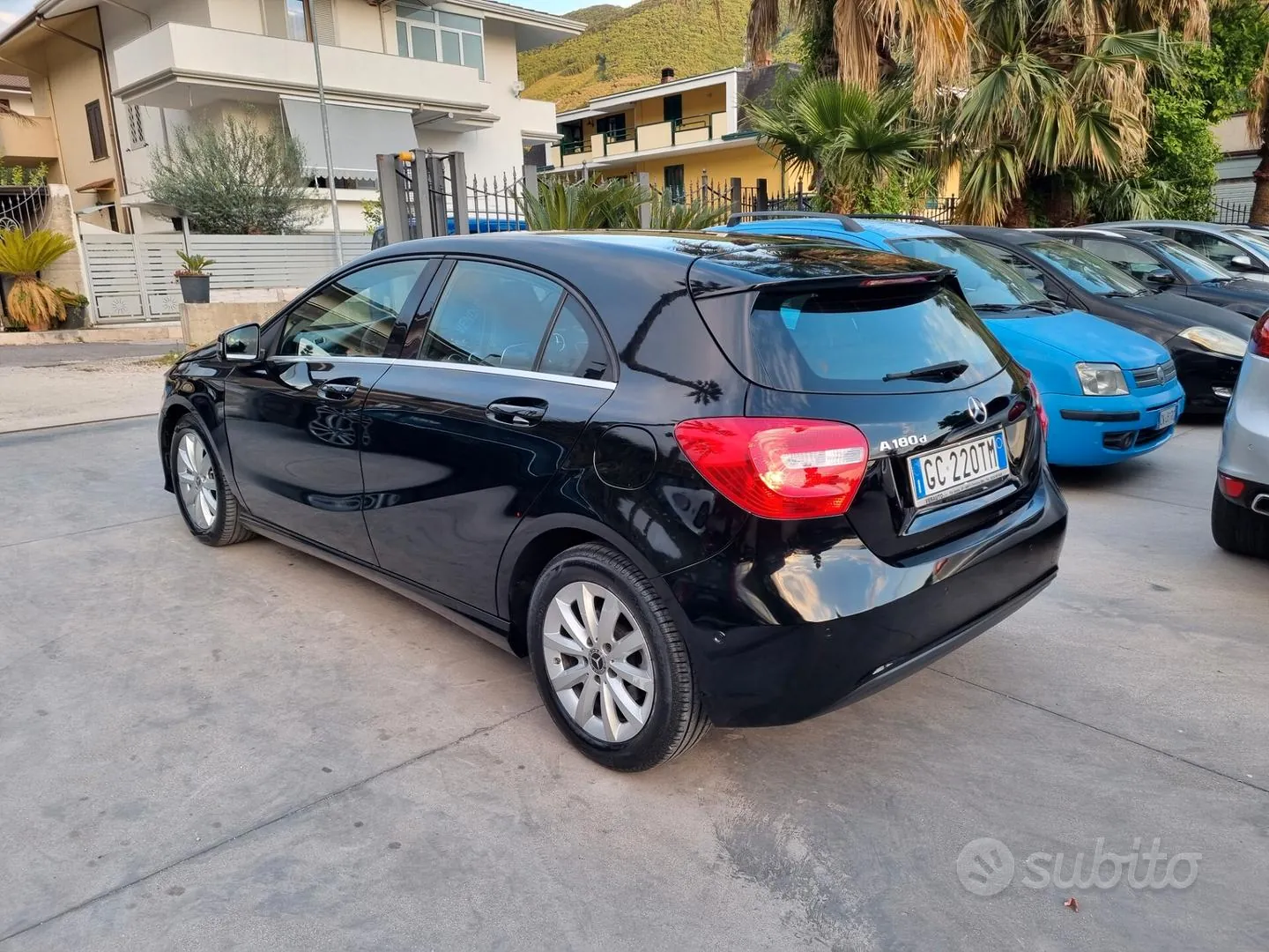 Mercedes-Benz A 180D 2017 photo 4