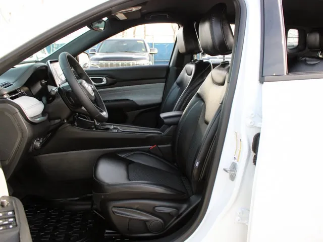 Jeep Compass 2025 photo 3