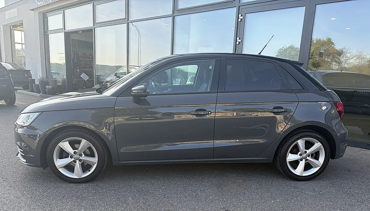Audi A1 2018 photo 3