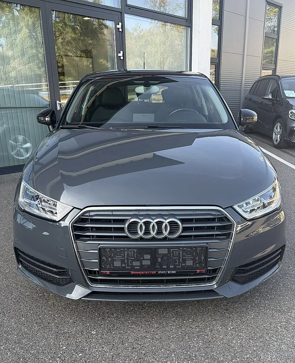 Audi A1 2018 photo 2