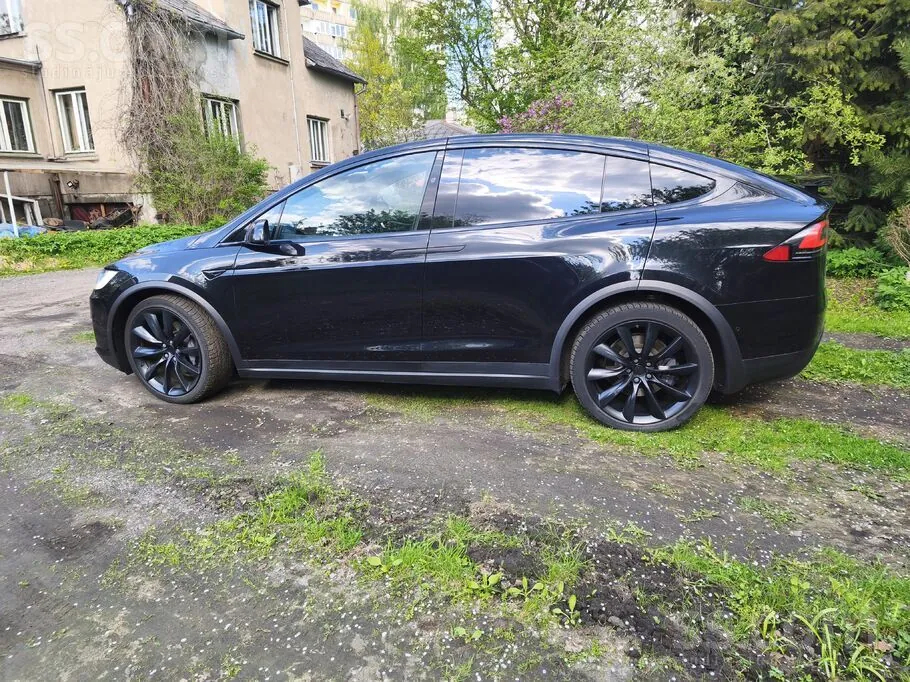 Tesla Model X 2018 photo 4