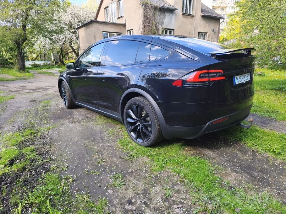 Tesla Model X 2018 photo 3