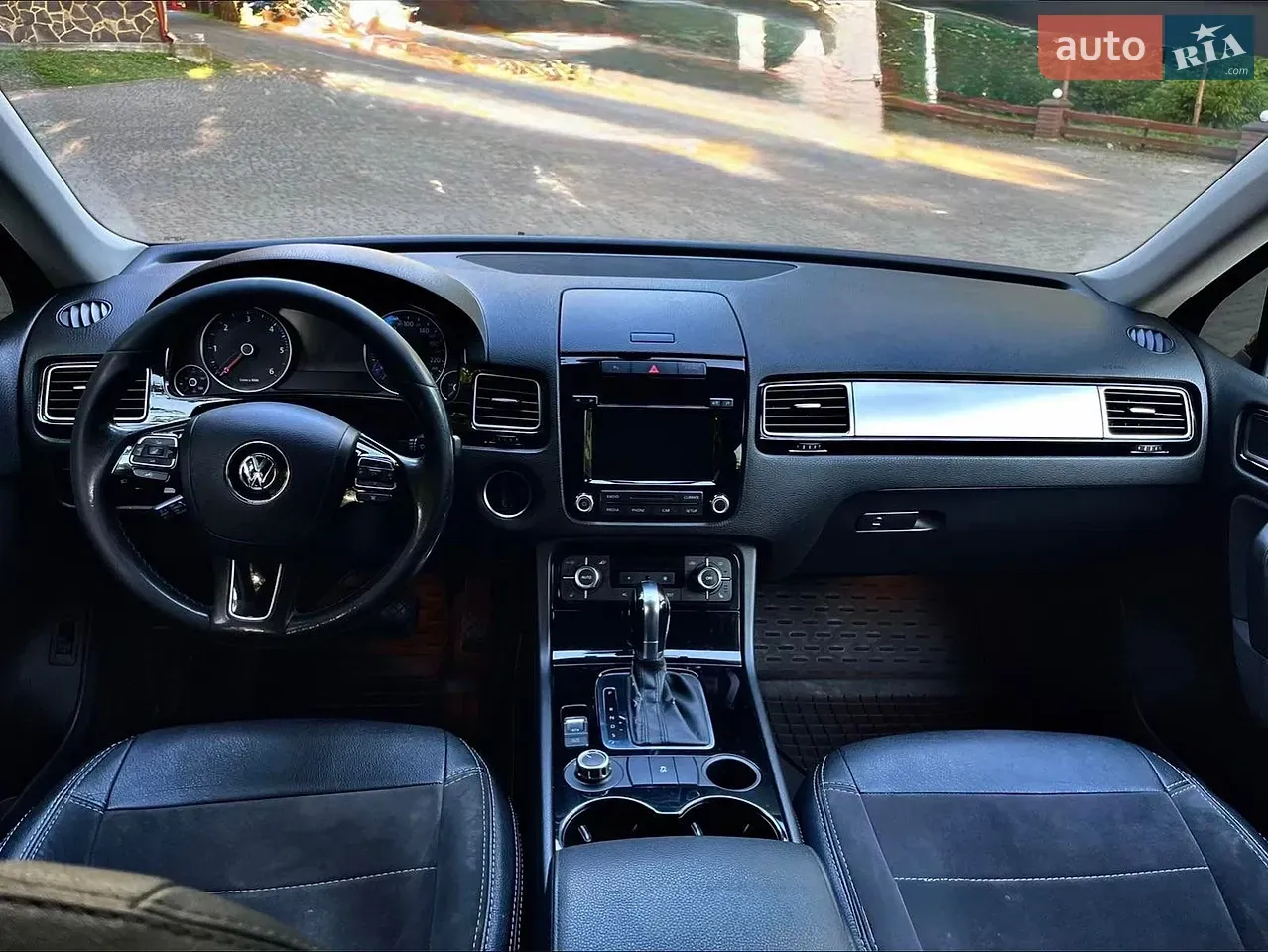Volkswagen Touareg 2011 photo 4