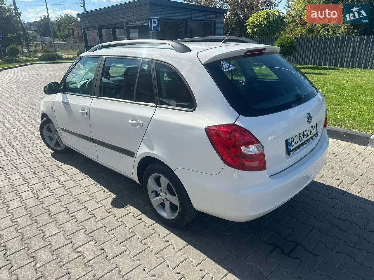 Skoda Fabia 2010 photo 4